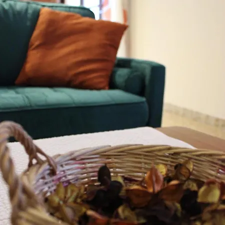 Maison Familiale Grand Jardin Privatif *